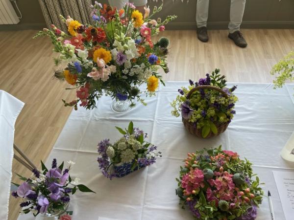 Some of the flower arrangement category3